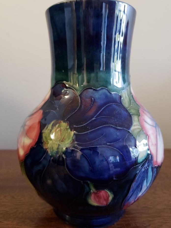 Vintage MOORCROFT CLEMATIS Vase circa 1946 Walter Moorcroft