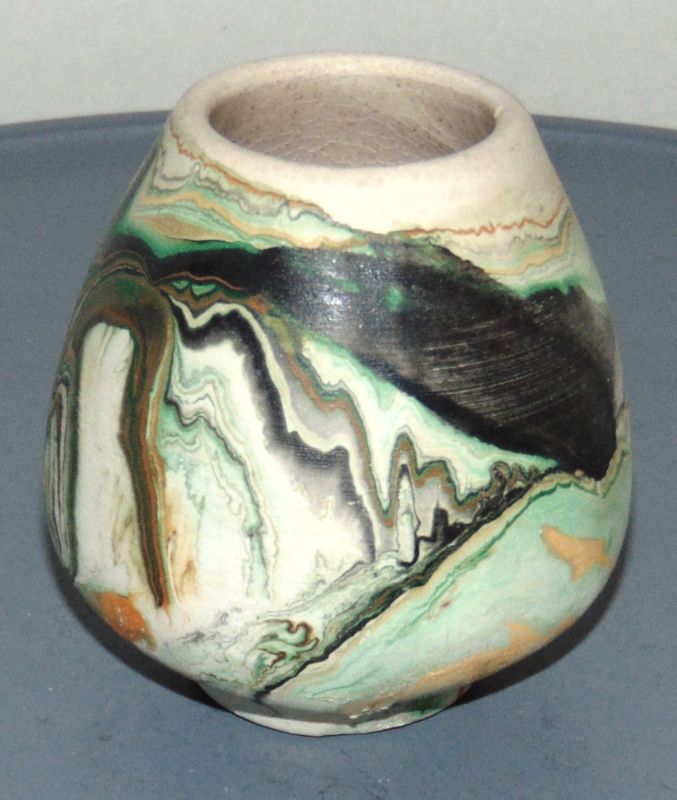 NEMADJI  American Pottery CABINET VASE 3