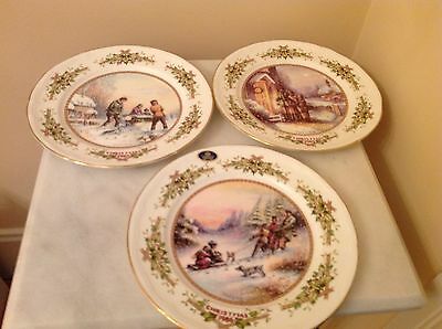 Aynsley Christmas  Fine Bone China Collector's Plates