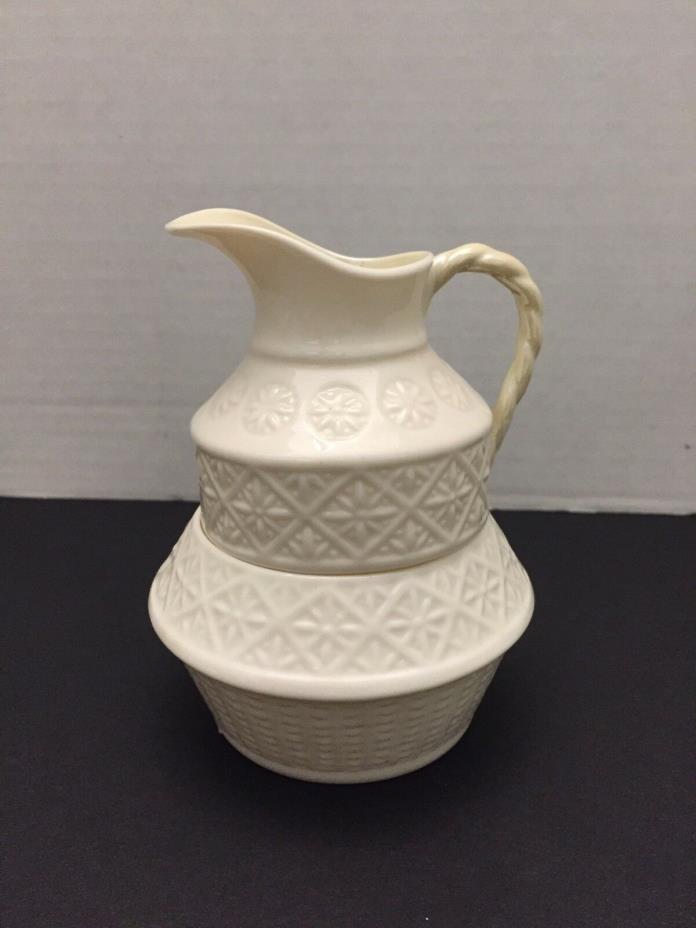 Belleek Porcelain Ivory Color Stackable Sugar Bowl & Creamer ~ Ireland