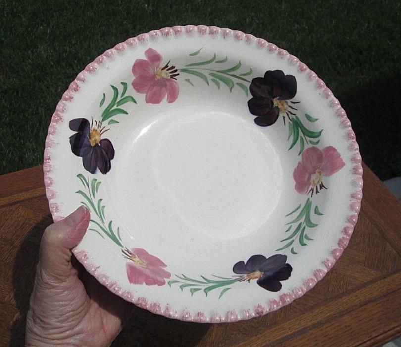 VTG BLUE RIDGE SOUTHERN  POTTERIES PINK PURPLE FLOWER WREATH VEGETABLE BOWL