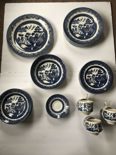 Vintage Churchill Blue Willow Coupe Soup/Salad Bowls England Set of 6 32 Total