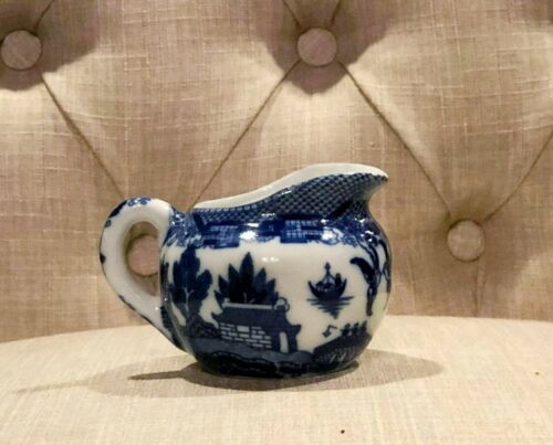 Blue Willow Creamer