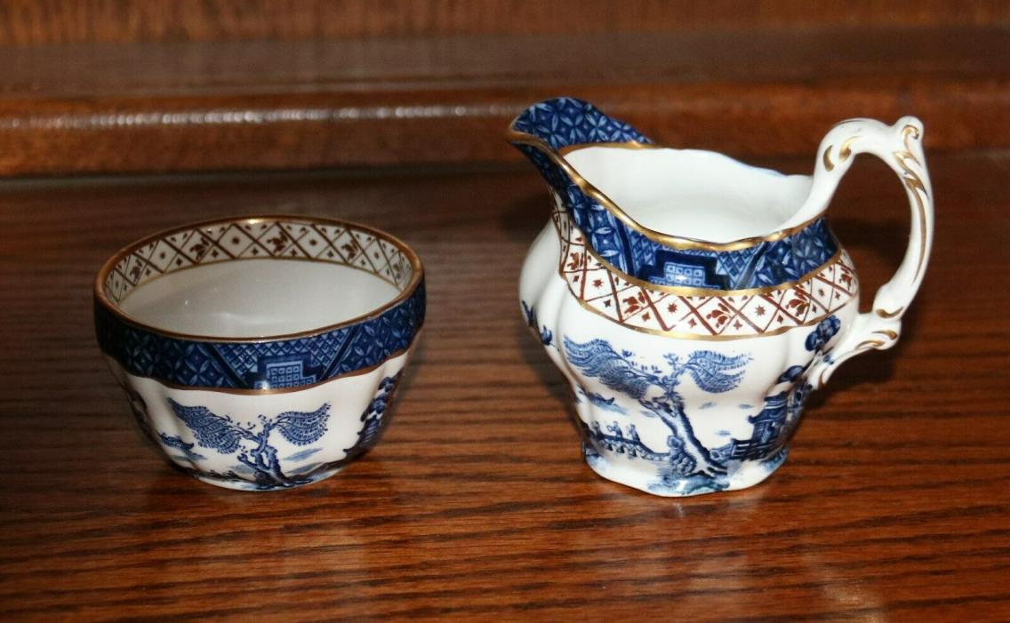 ANTIQUE BLUE WILLOW CREAMER AND SUGAR ...REAL OLD WILLOW BOOTH MADE IN ENGLAND
