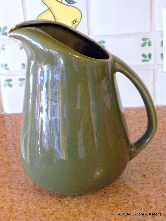 BRUSH POTTERY GREEN 2 QT PITCHER MADE IN CALIFORNIA  9 1/2