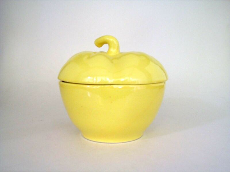 Vintage California Pottery Yellow Pepper Canister with lid #48 Cookie Jar 5.5