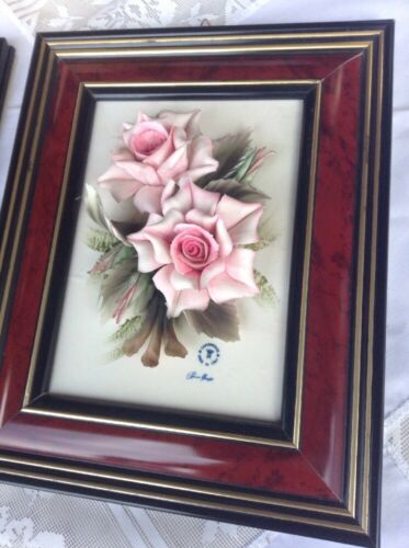 Capodimonte Porcelain wall hanging 2 8x10