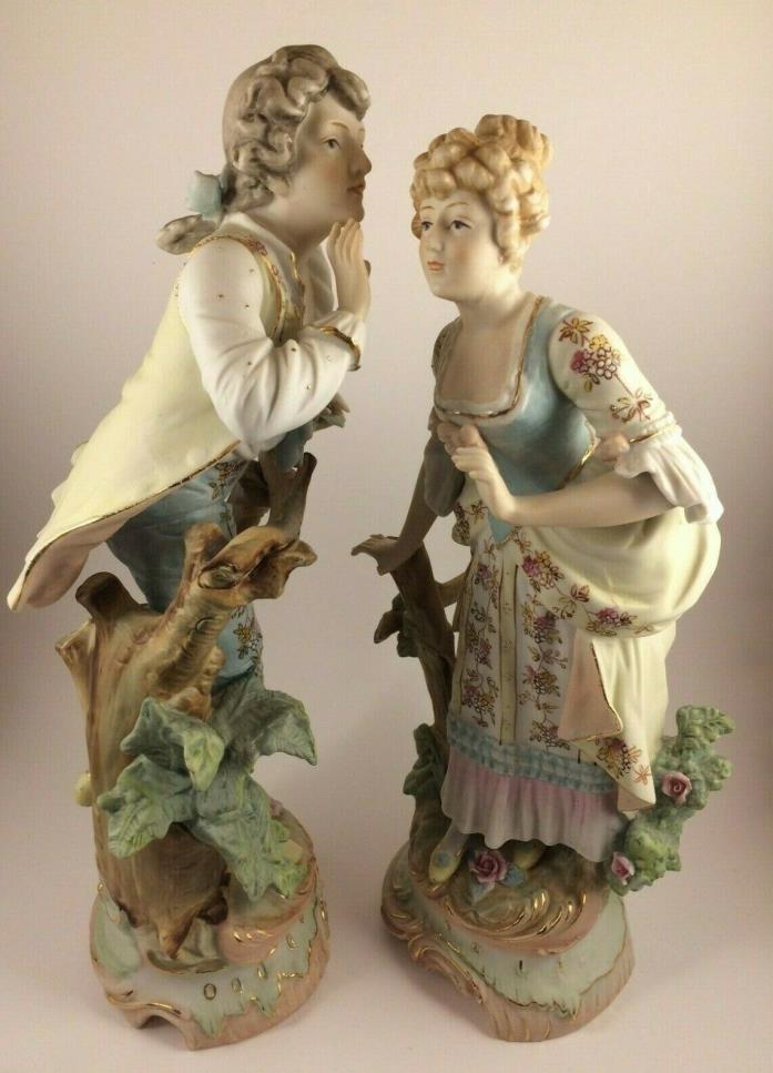 Vintage Pair of Capodimonte Porcelain Women/Man #7049 Figurines Statue J Laurent