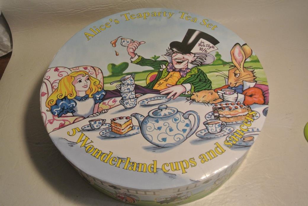 Alice in Wonderland Tea Set - ID: augdisneyana20075