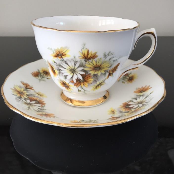 Colclough Daisies Black  Eye Susan Teacup and saucer