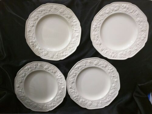 4 Art Deco Crown Ducal FLORENTINE OFF WHITE Scalloped Embossed Dinner Plates