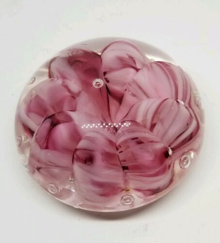 MONTE DUNLAVY STUDIO ART PAPERWEIGHT PINK FLOWER CONTROLLED BUBBLE 3-7/8