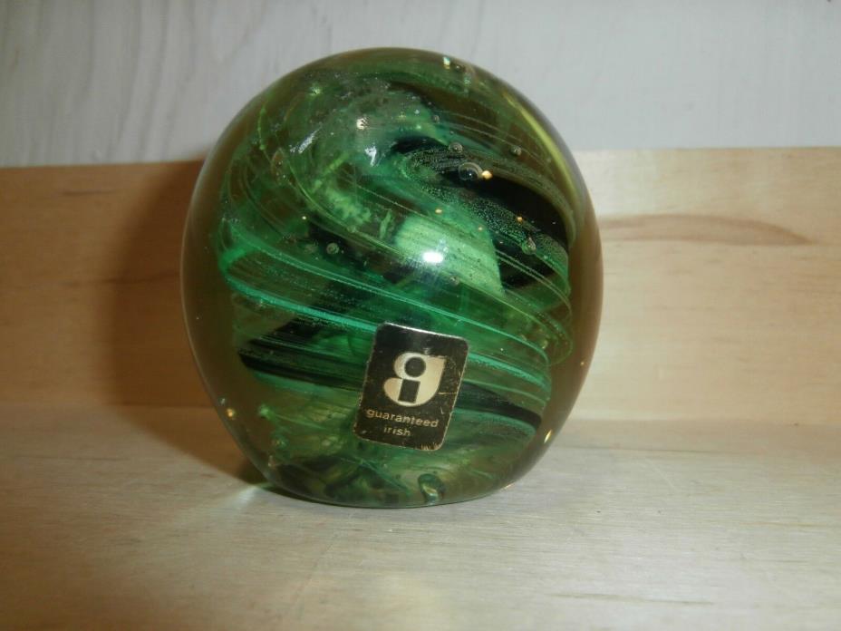 Gorgeous Handmade KERRY Glass Ireland Green bubbles & swirls round paperweight