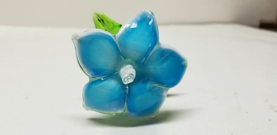 MURANO ART STYLE BLUE WHITE 3 LEAF LILY LONG STEM GLASS FLOWER 19 1/2