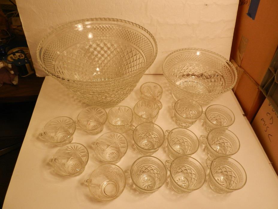 Vintage Anchor Hocking Wexford Clear Glass Punch 2 Bowls & 16 Glass Cups