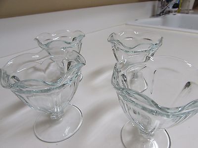 Set of 4 Old Fashioned Ice Cream Dishes