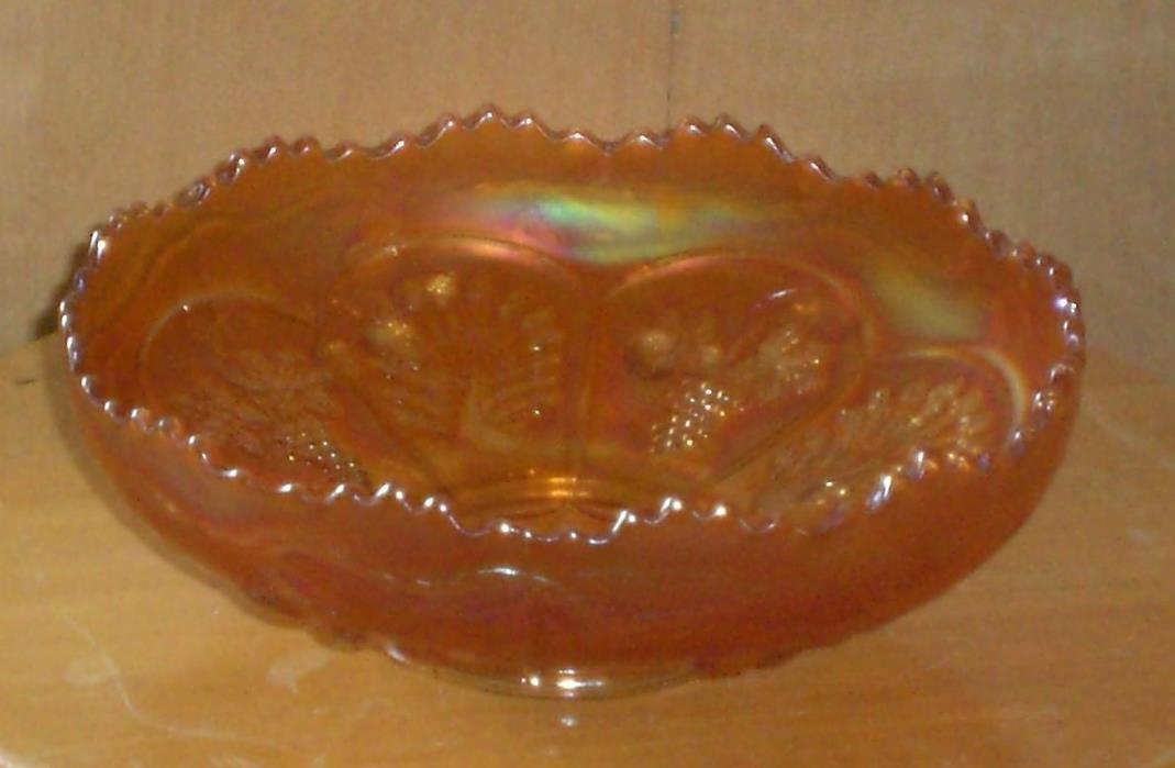Vintage Fenton Art Glass Marigold Carnival Peacock & Grape Pattern Bowl