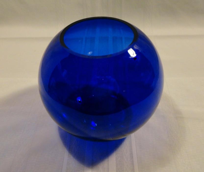 COBALT BLUE BLOWN GLASS ROUND VASE 292-850 MADE IN LITHUANIA 7.5