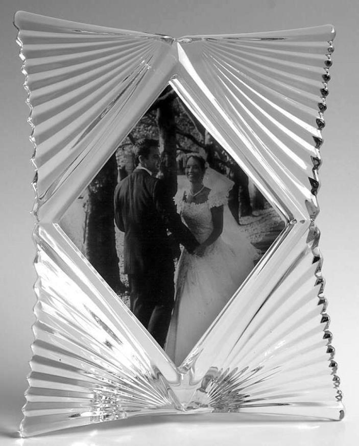 MIKASA STARLET Beveled-LEAD-CRYSTAL Wedding /Anniversary PHOTO FRAME/Gift NEW