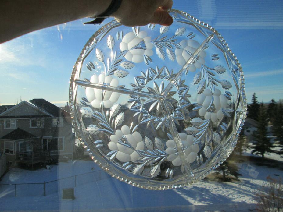 Exquisite Zajecar Rose Pattern Cut Crystal Glass 3 Part Relish / Serving Dish