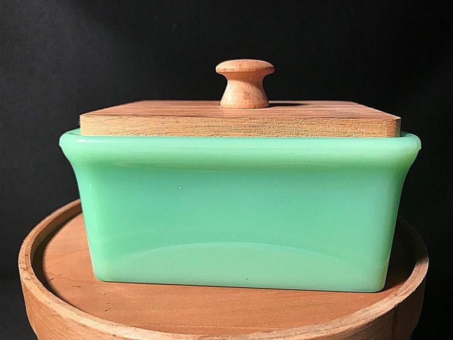 MCKEE Refrigerator Bowl or Dish Jadeite / Jadite Wood Lid Included