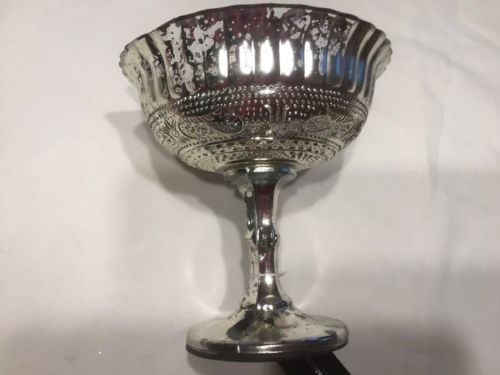 Creative Co-Op Mercury Glass Bowl in Pedestal Silver 7” Diameter x 7” H