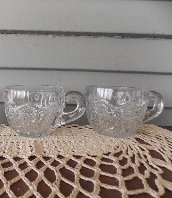 Set of 2 Vintage Clear Glass Punch Cups with Arches and Daisy Button Pattern