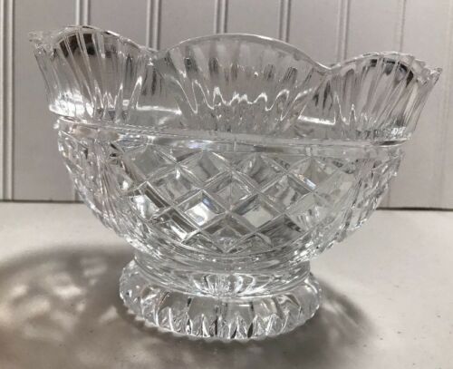 Vintage Crystal Candy Dish, Oval, Pedestal 4.5”x7” Diamond Pattern Scalloped Rim
