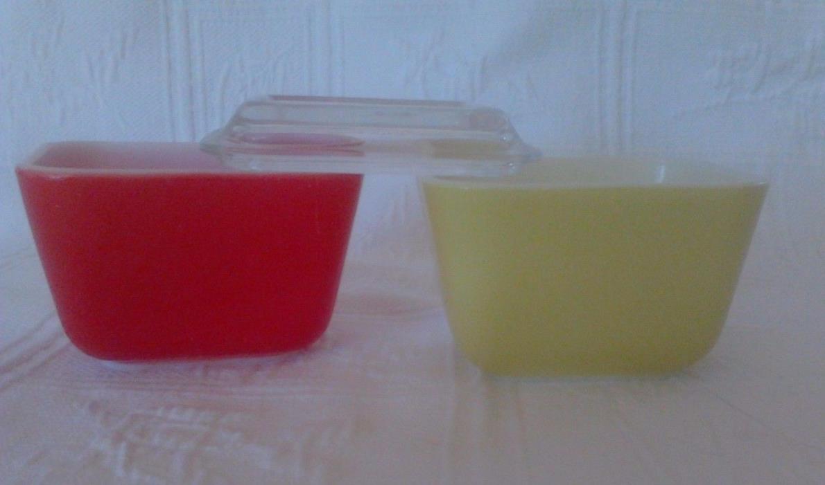 Pyrex 501 Refrigerator Dishes Red Yellow