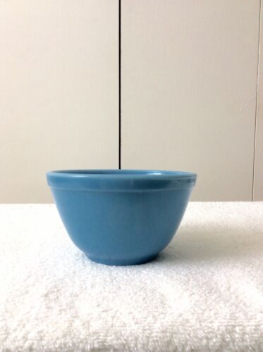 Vintage Pyrex Delphite Bluebell Blue Mixing Bowl 401 5-3/4