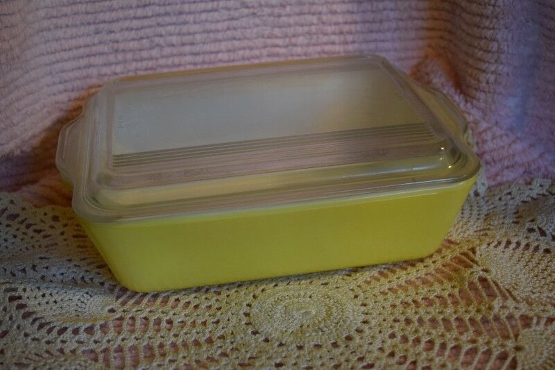 Vintage Pyrex Yellow Casserole Refrigerator Rectangular Dish With Clear Rib Lid