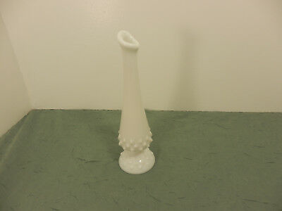 Decorative White Milk Footed Glass Bottle-Bud Flower Vase 8