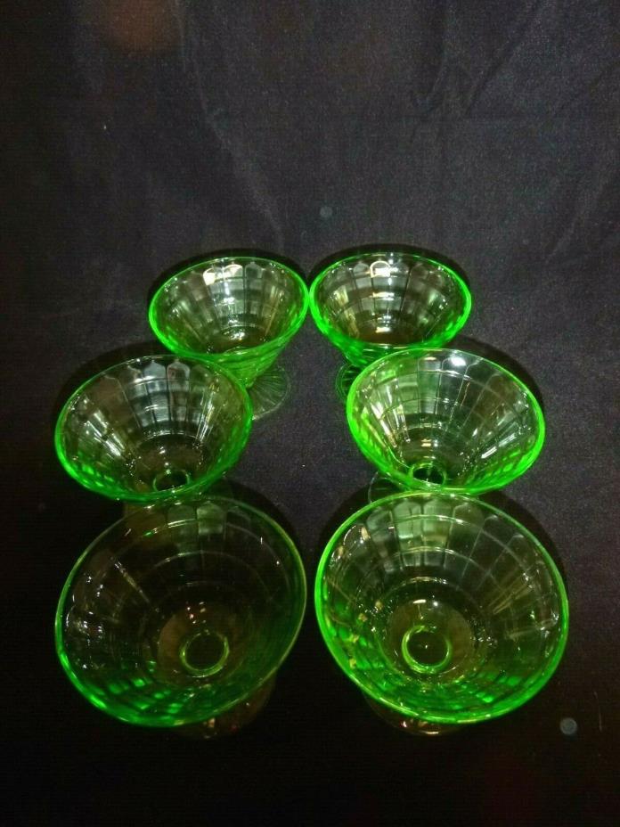 Set of Six Vintage Federal Uranium/Vaseline Glass Sherbet Dishes