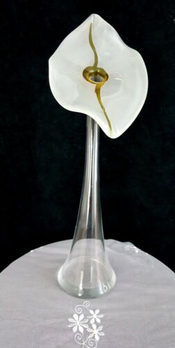 Vintage Mid-Century Long Blown Glass Vase White & Gold Tulip 17