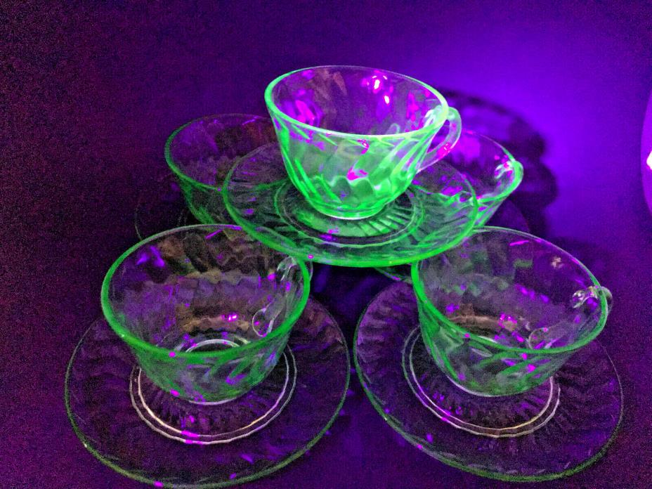 5 green vaseline glass teacups with saucers and one extra saucer VINTAGE