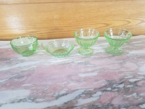 Vintage Green Depression Vaseline Glass Footed Sherbert CUP BOWL