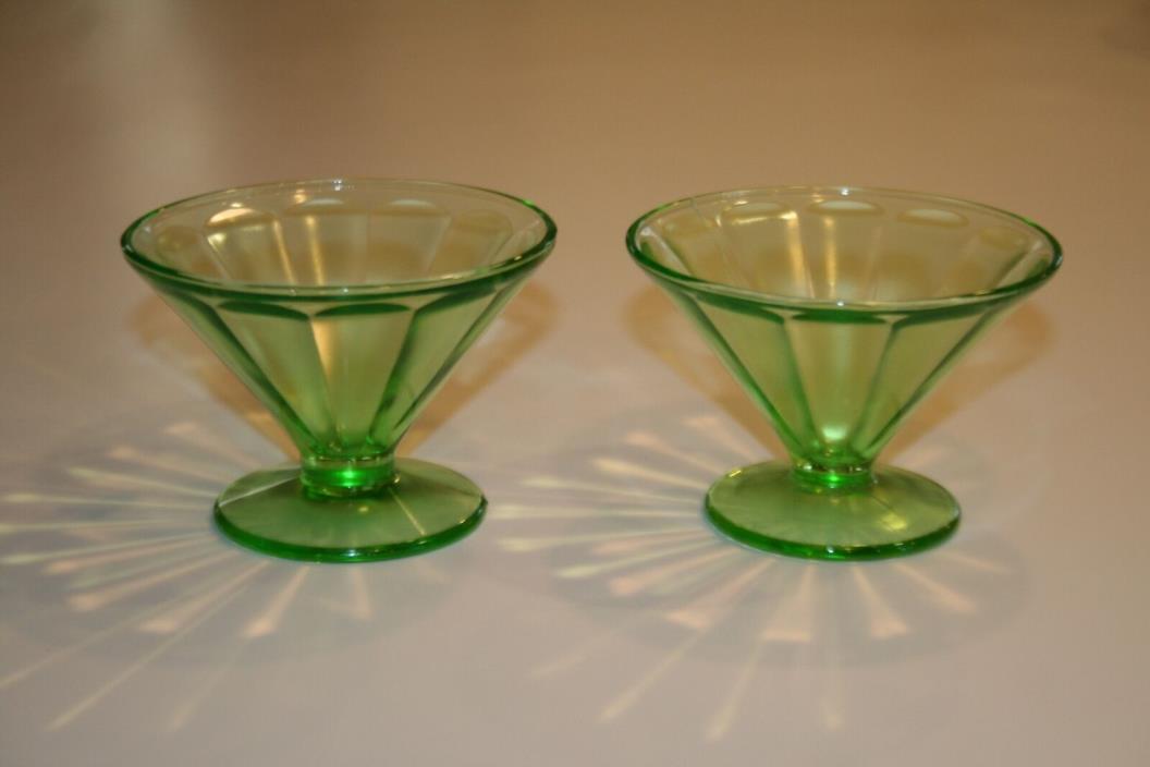 VINTAGE GREEN URANIUM VASELINE FEDERAL GLASS DESERT GLASS
