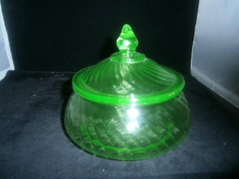 Vintage Imperial Twisted Optic Green Vaseline Spiral Coverd Candy/Powder Dish