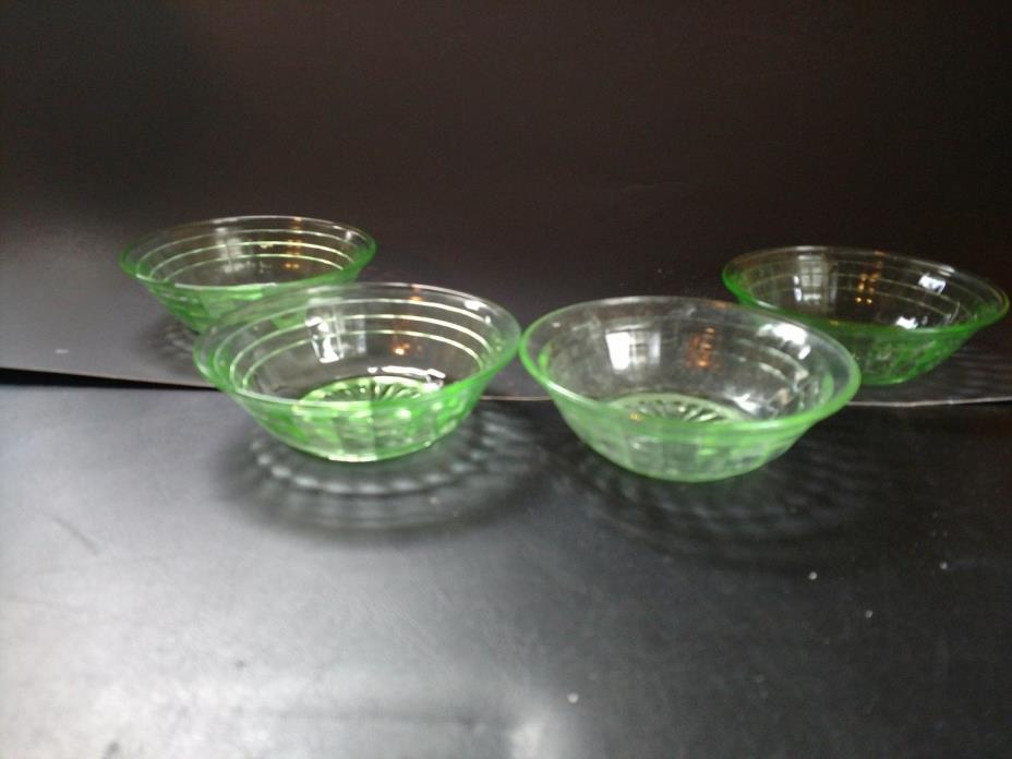 4 Vintage Green Vaseline Uranium Glass Berry Bowls Fluoresces Block Ribbed