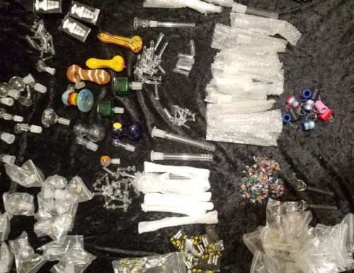 ?HUGE LOT?Bangers, Nails, Pipes, Rigs, Bongs Screens, Dabbers, Bubblers, Bowls.