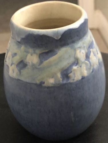 Newcomb College Pottery Vase – c. 1931 Sadie Irvine & Jonathan Hunt! Fabulous!