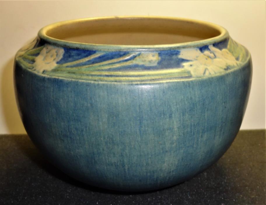 NewComb Pottery Decorated Bowl