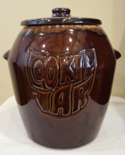 Vintage Brown Drip USA Cookie Jar