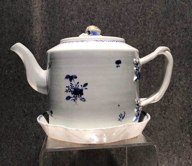 Antique 18th century Chinese Teapot w Plateau #42