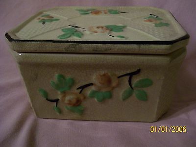 Vintage marked Japan trinket box glazed ceramic hand painted 5