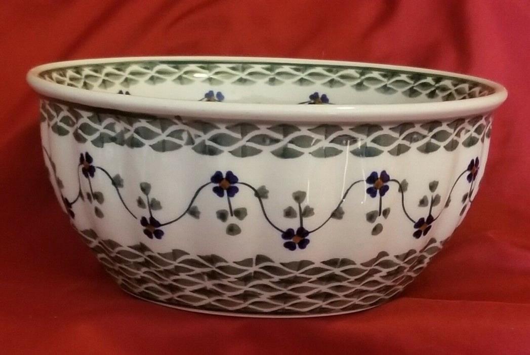 Polish BOLESLAWIEC Green Rhine Valley Pottery Serving Bowl
