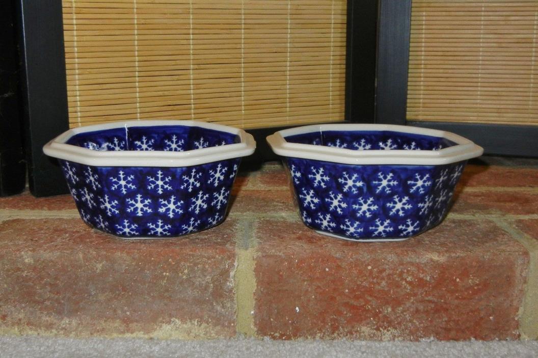 Polish pottery stoneware Boleslawiec 2 octagonal bowls snowflake