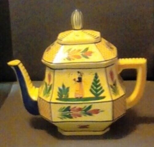 HenRiot Quimper, Tea Pot w/Lid, F303 D301 DG,  8½