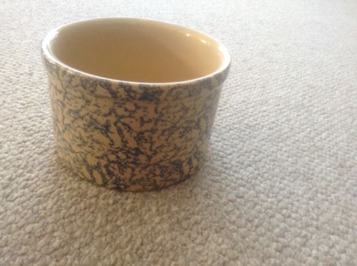 RRP Co Spongeware Crock  Roseville, Ohio 303A