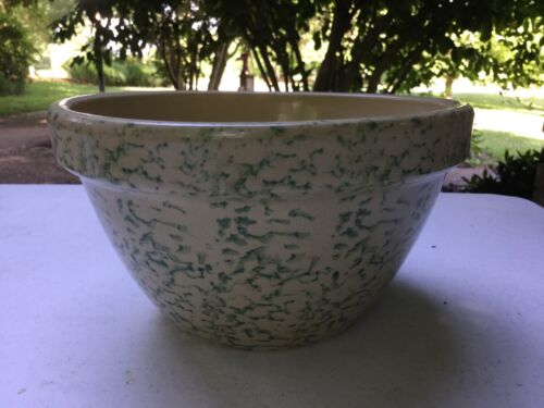 Vintage 9 inch Green Spongeware Mixing Bowl Robinson Ransbottom Roseville Ohio